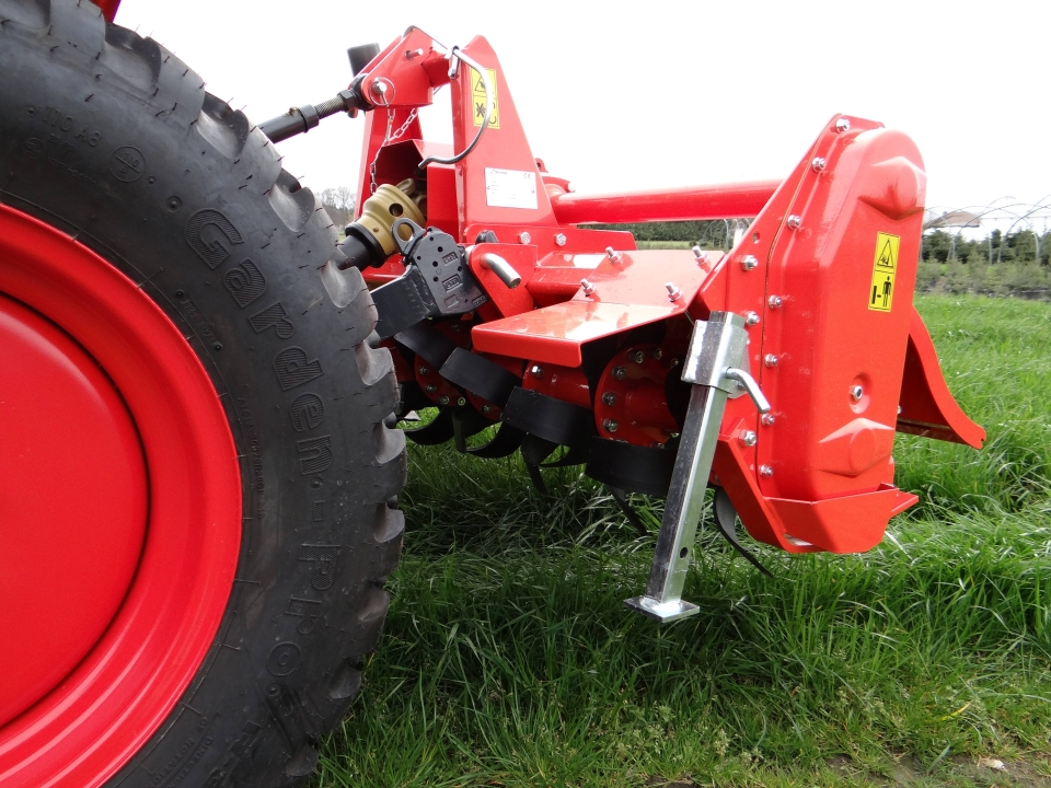 Frees tbv minitractor