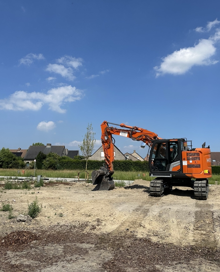 Hitachi zx135