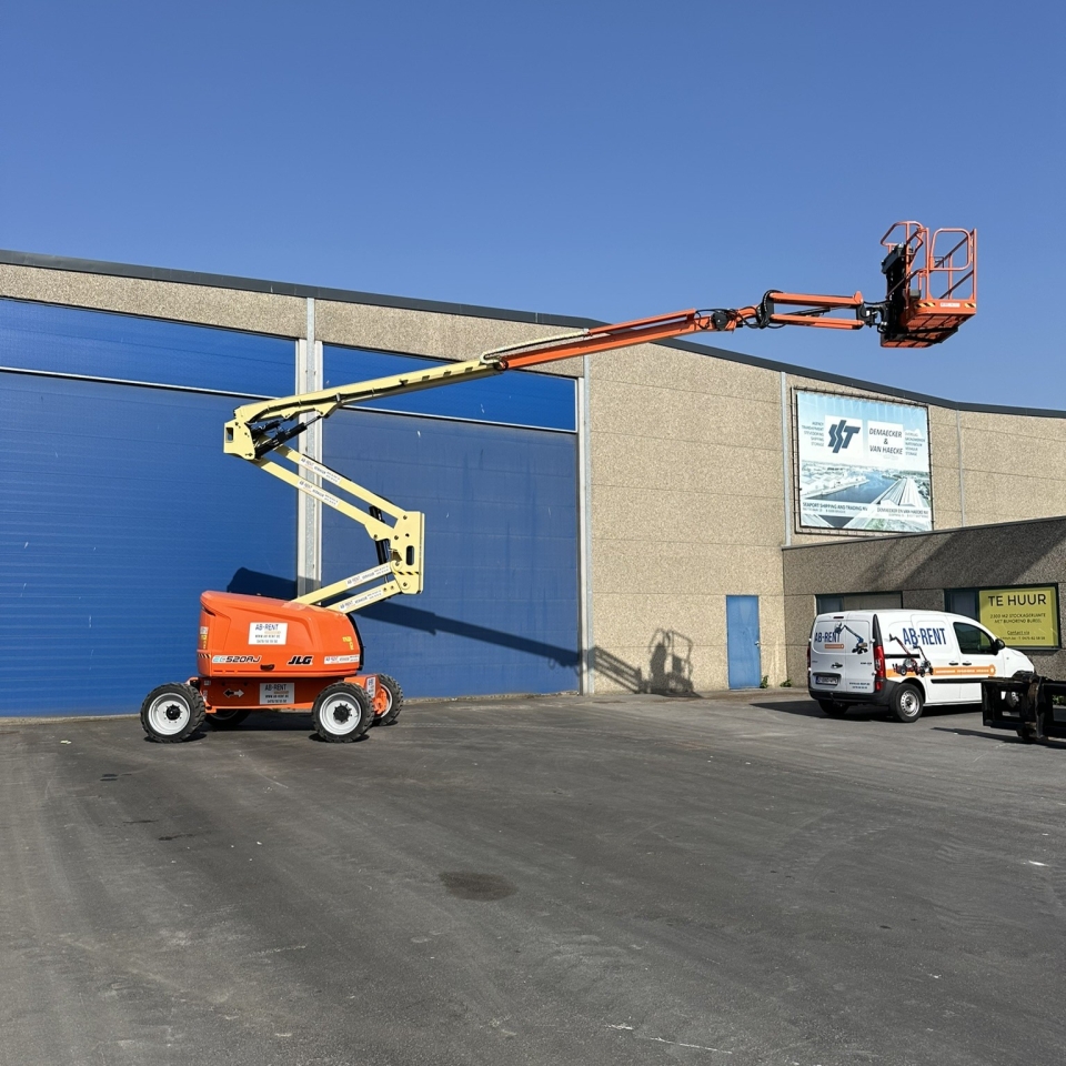 Elektrische knikhoogtewerker 18m JLG EC820AJ