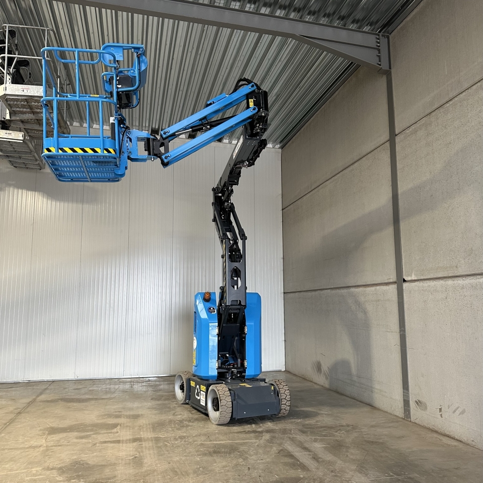 Knikhoogtewerker elektrisch 11,6m