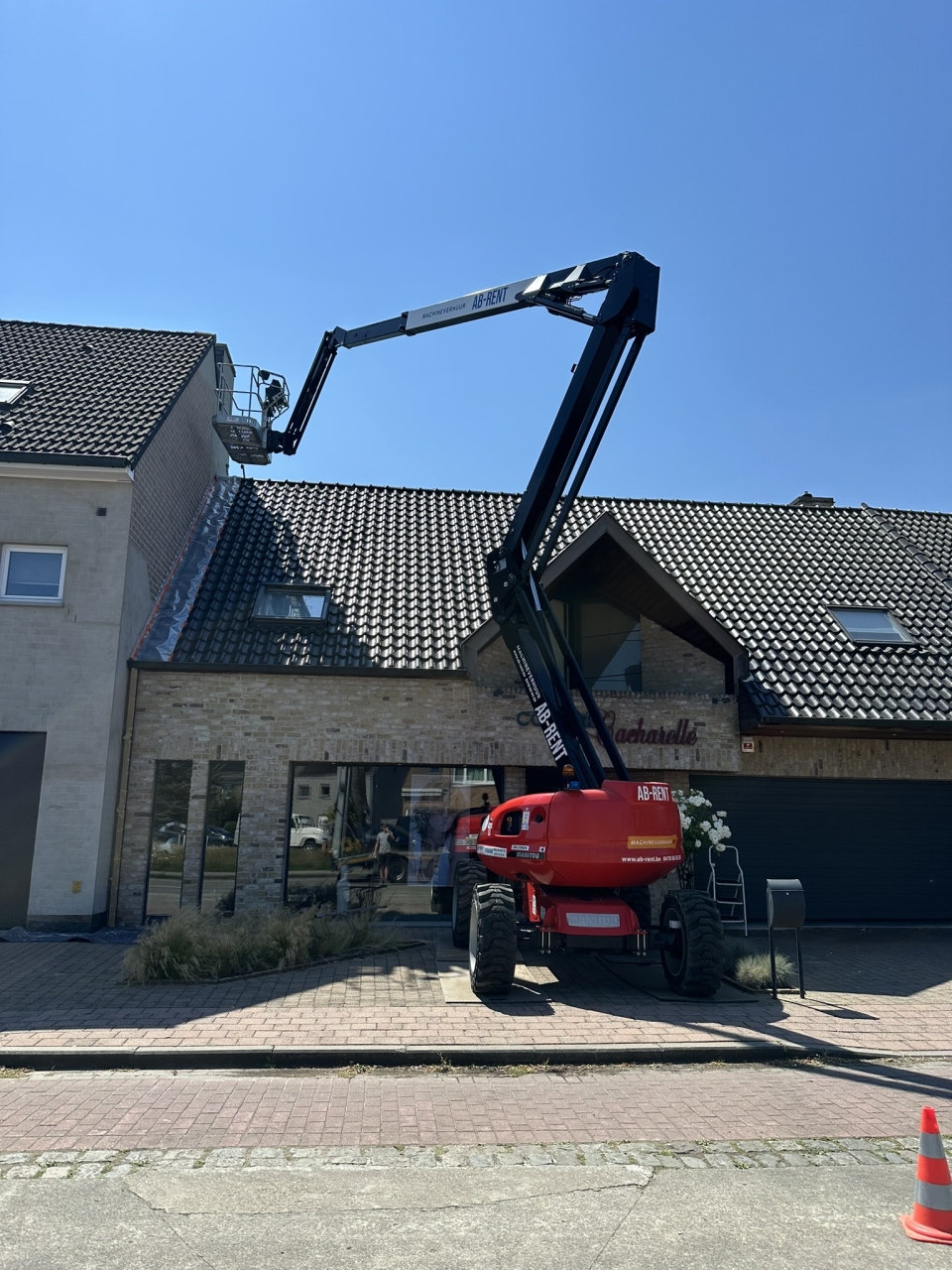 Knikhoogtewerker 20m