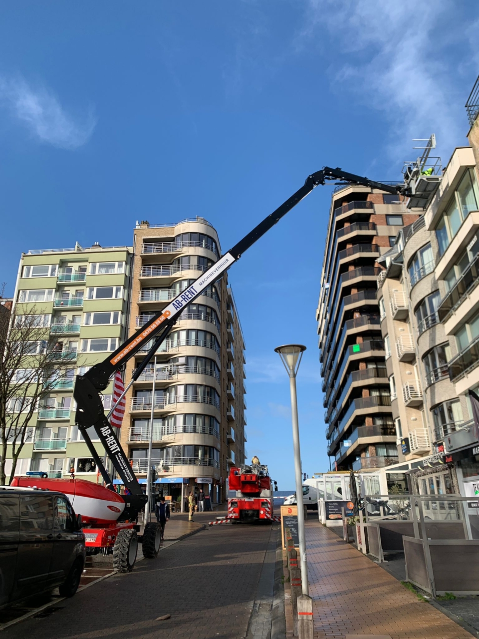 Telescoop hoogtewerker 28m