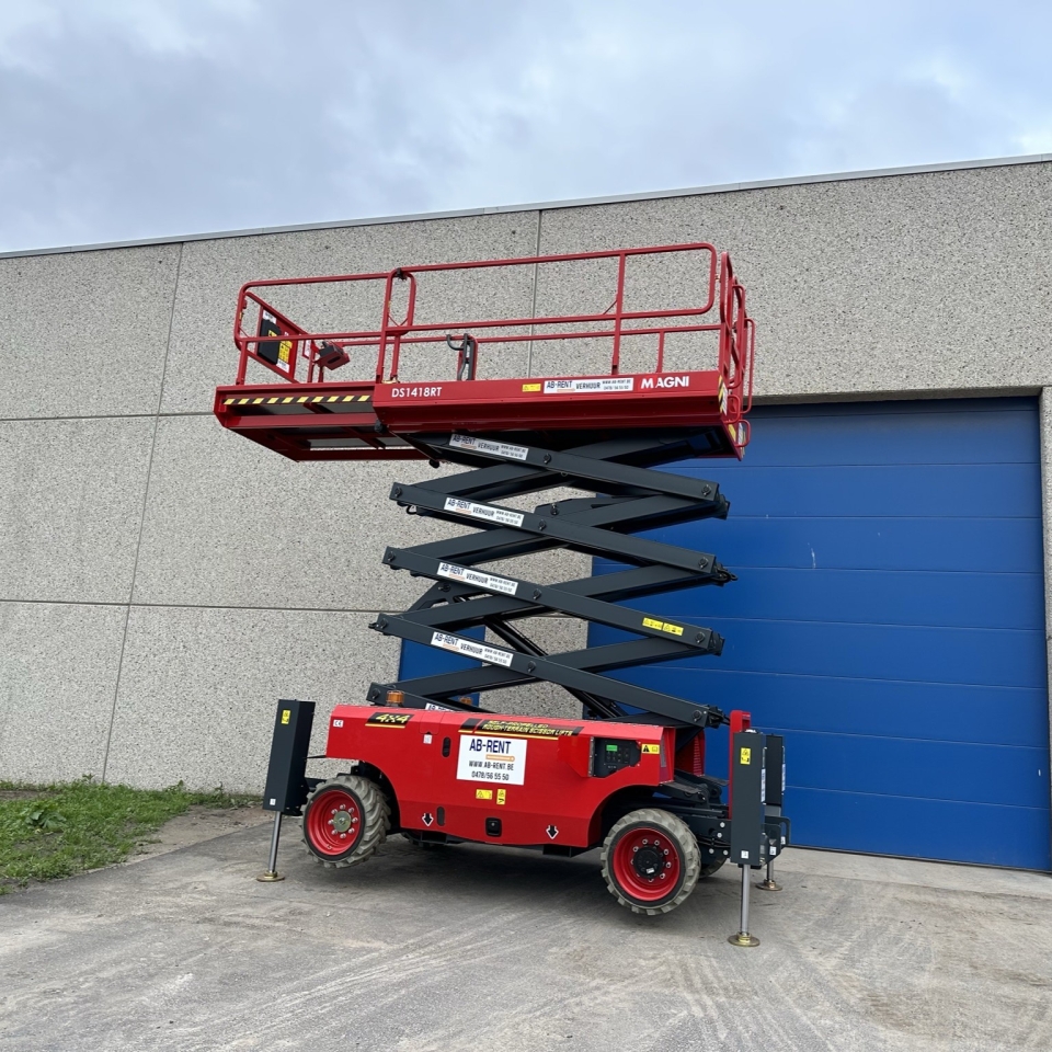 Schaarlift 14m 4x4