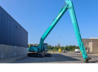Kobelco SK260 LR